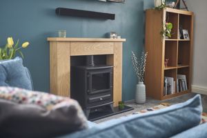 Living Room- click for photo gallery